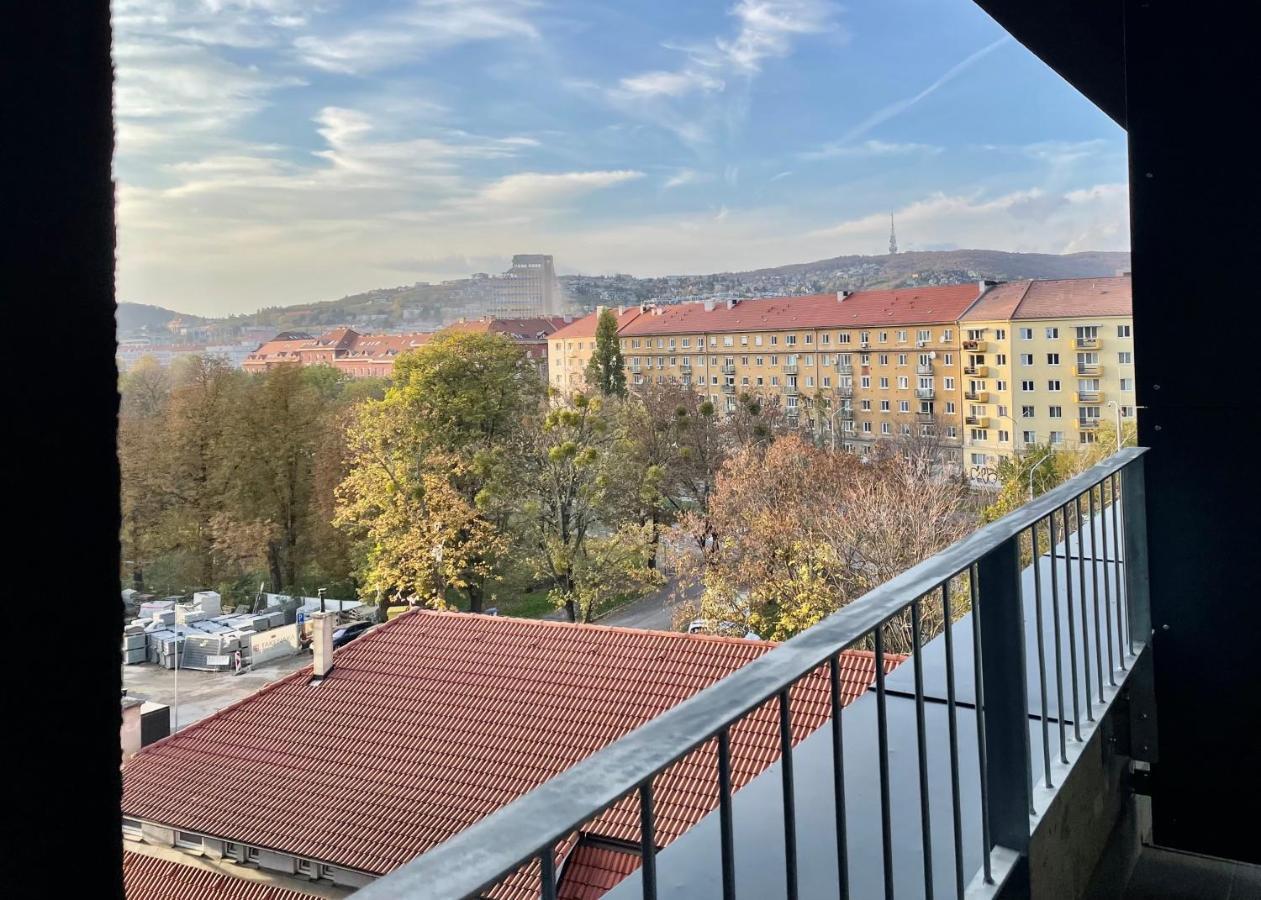 Kamzik Apartment Bratislava Bagian luar foto