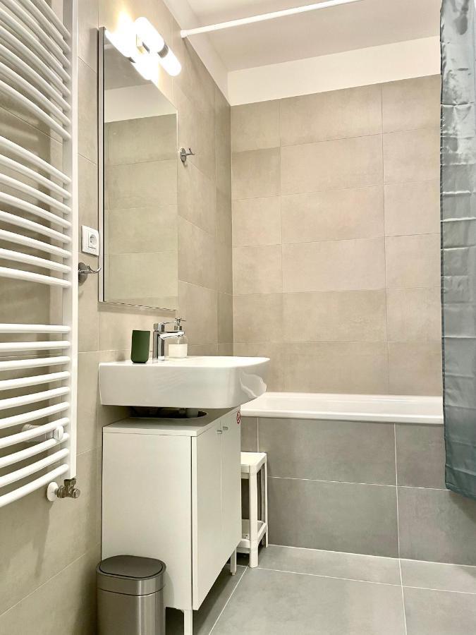 Kamzik Apartment Bratislava Bagian luar foto
