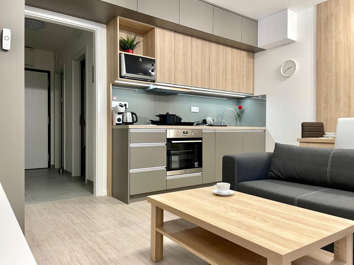 Kamzik Apartment Bratislava Bagian luar foto